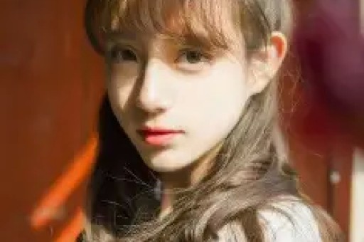 突发！知名女歌手演唱会现场两次晕倒最新回应