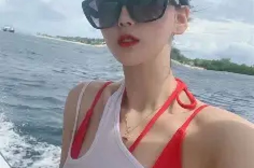 陪玩陪睡仅冰山一角！继关晓彤遭殃后千万网红再曝娱圈猛料