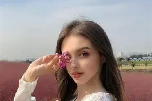 C罗宠妻送礼天花板登微博热搜！壕无人性