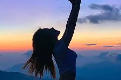 陈丽华离世！生前黑料被扒粉丝洗白遭全网群嘲！