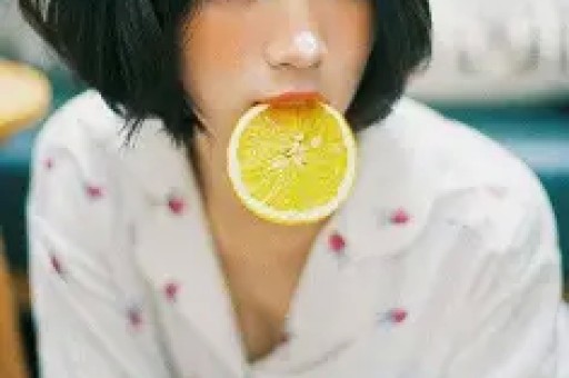 任素汐一句话冲上热搜第一：这场女演员互踩的戏她先不演了