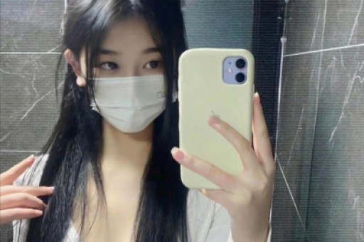 奶糖Logo“白桃少女”：设计寓意、视觉识别与使用解读